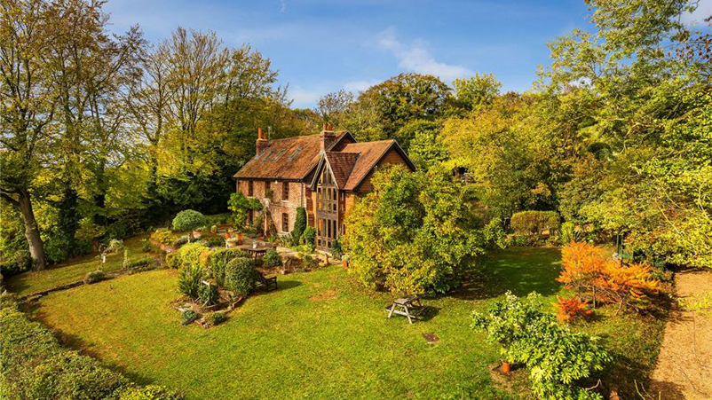 Hogtrough Cottage, on the Kent Downs