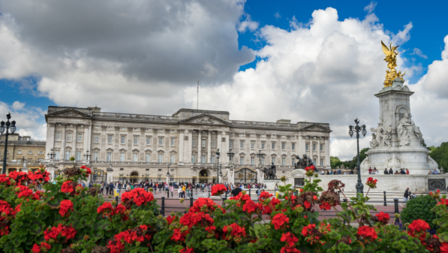 HEADER - Buckingham Palace