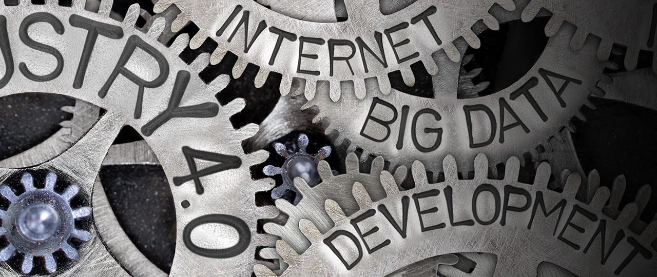 Website_Header_Gears_Amelia-Daniel_1.0
